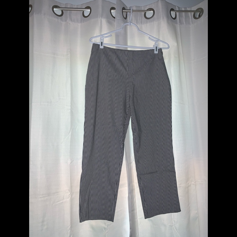 Jones New York, “Petite” cropped pants
